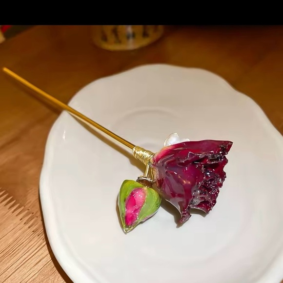 Rose Flower Hairpin Stick with Red Flower - Picture 5 of 6